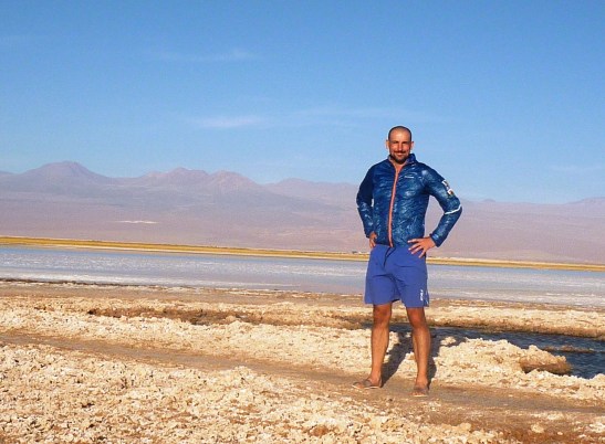 Evening wear -  desert style - Montane wind proof top and 2XU shorts